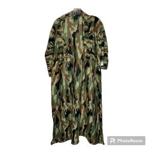 Snuggie Kids Brown Green Camo Sleeved Pockets Blanket Blankie Boys One Size
